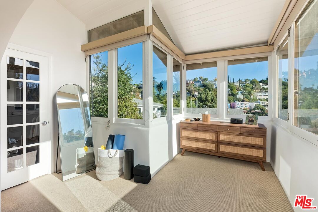 1501 Westerly Ter, Silver Lake