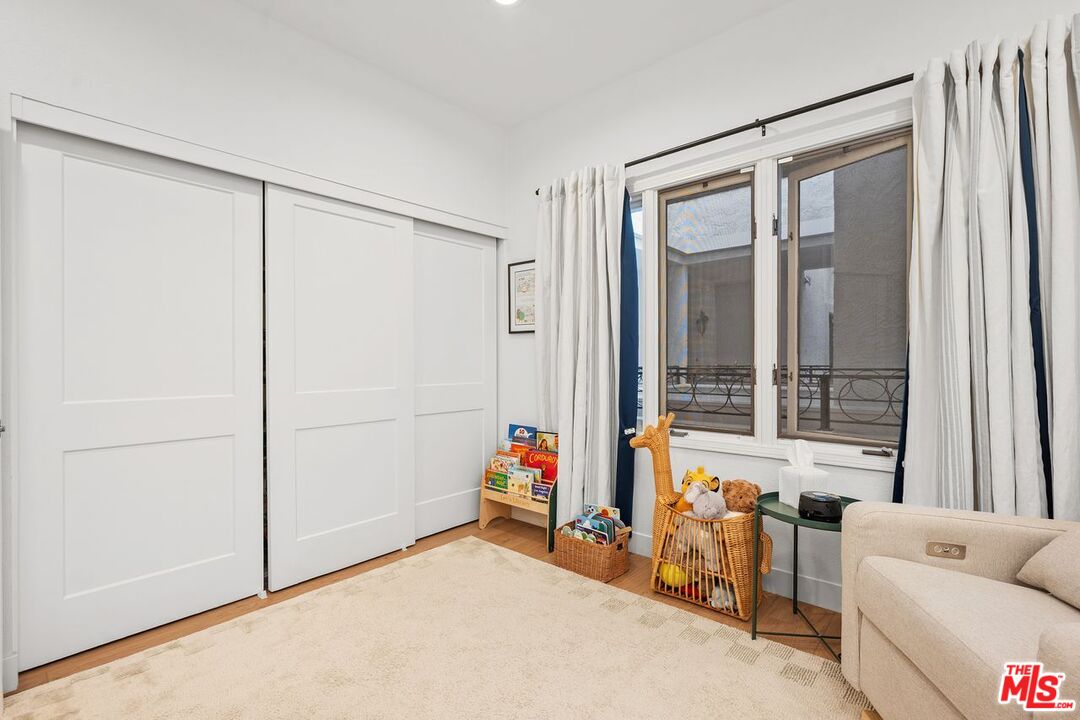 1133 9th St Unit: 202