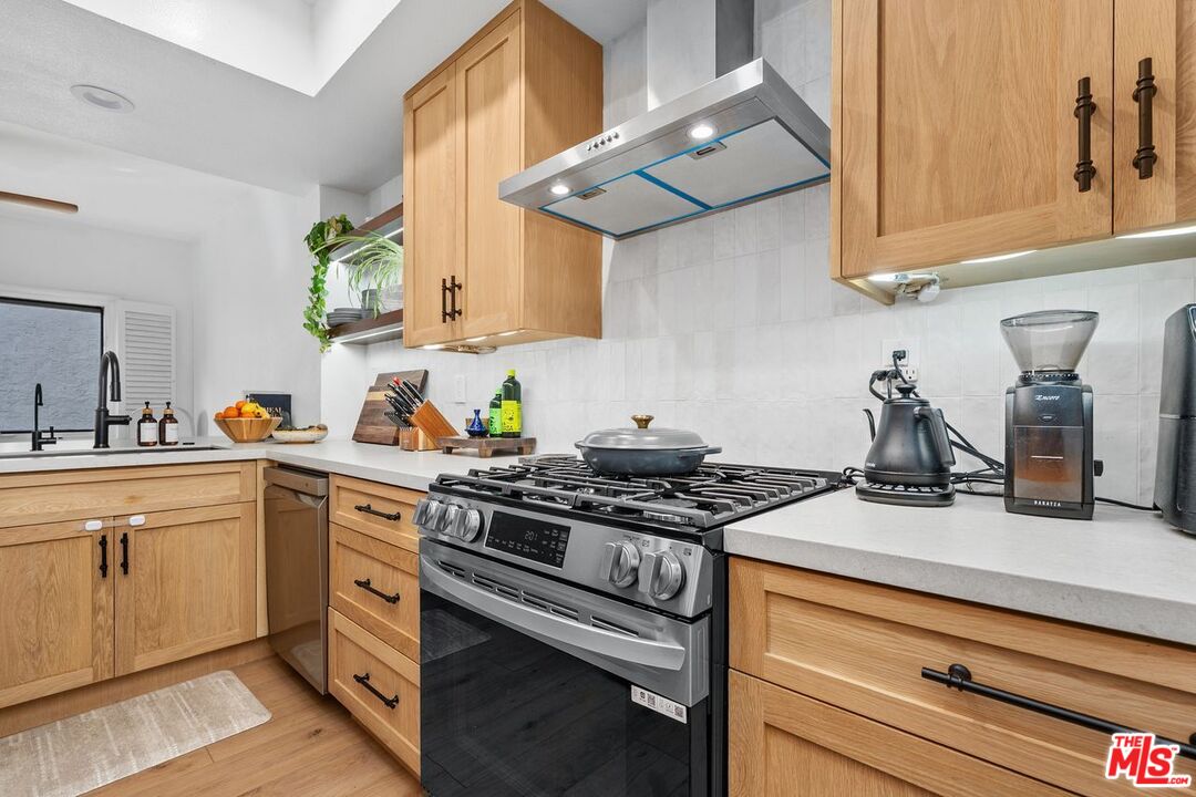 1133 9th St Unit: 202