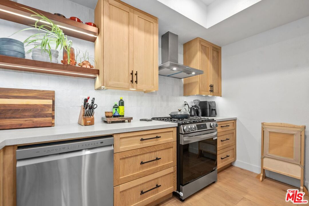 1133 9th St Unit: 202