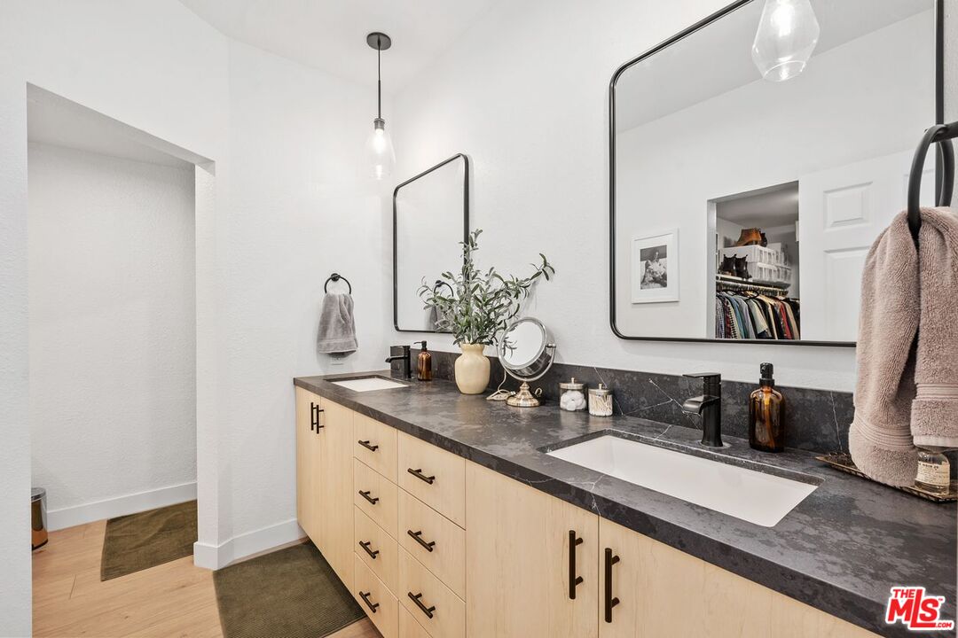 1133 9th St Unit: 202