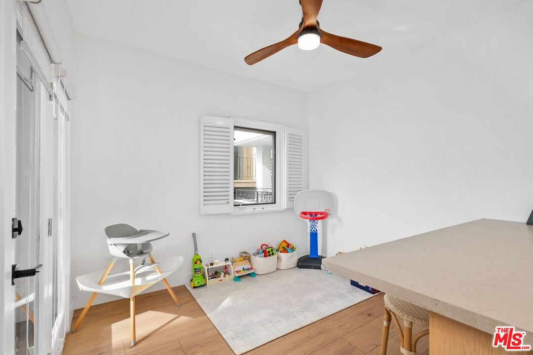 1133 9th St Unit: 202