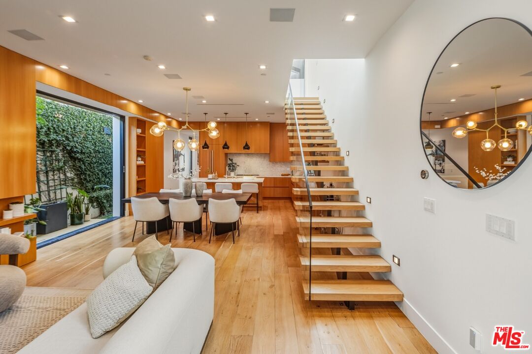 722 Marine St, Santa Monica 