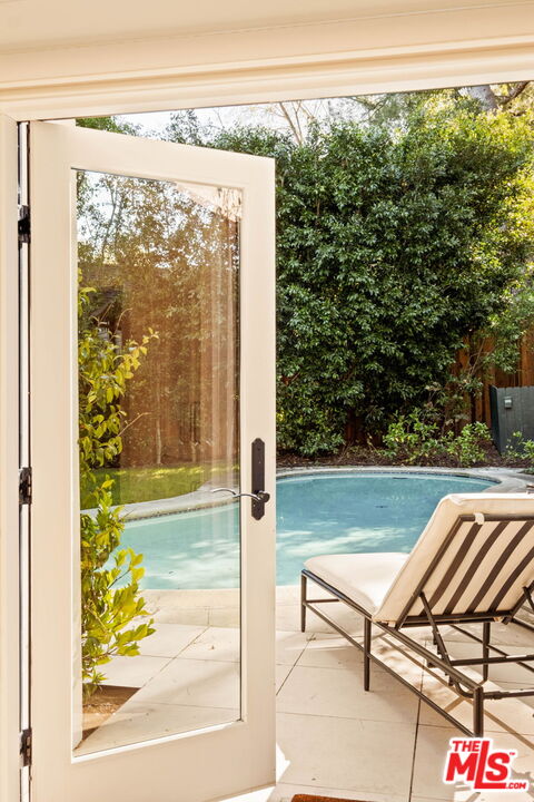 7750 Woodrow Wilson Dr, Hollywood Hills