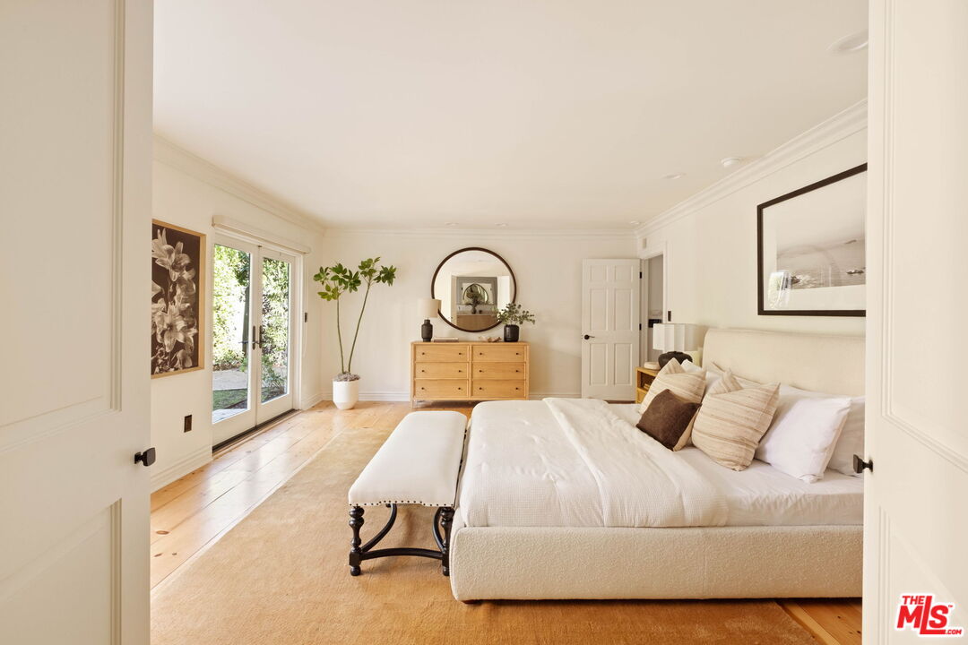 7750 Woodrow Wilson Dr, Hollywood Hills