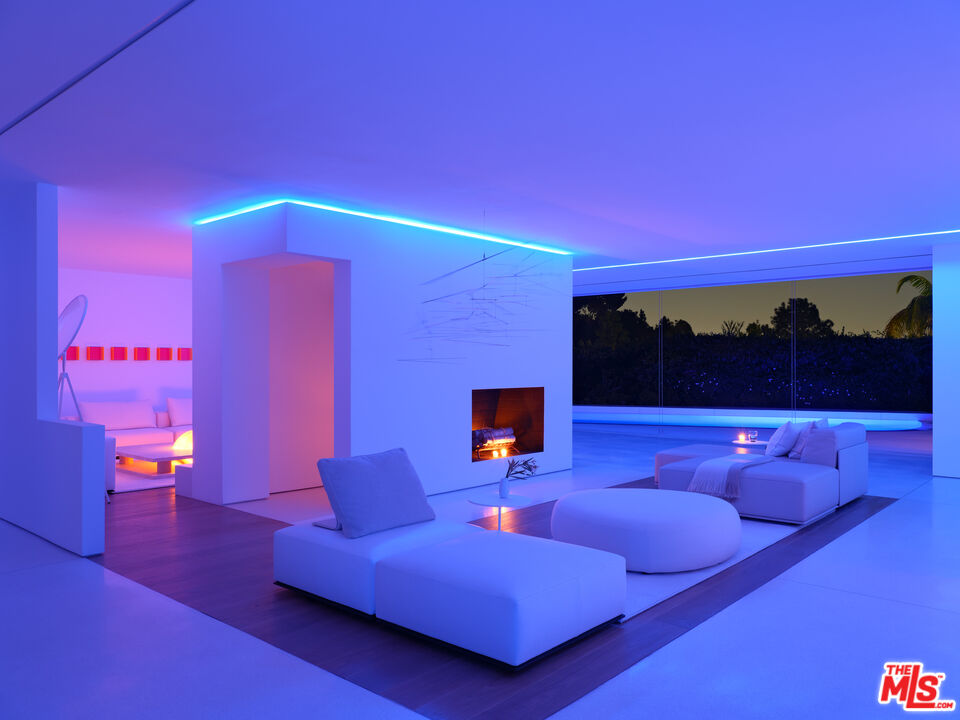 510 Arkell Dr, Beverly Hills