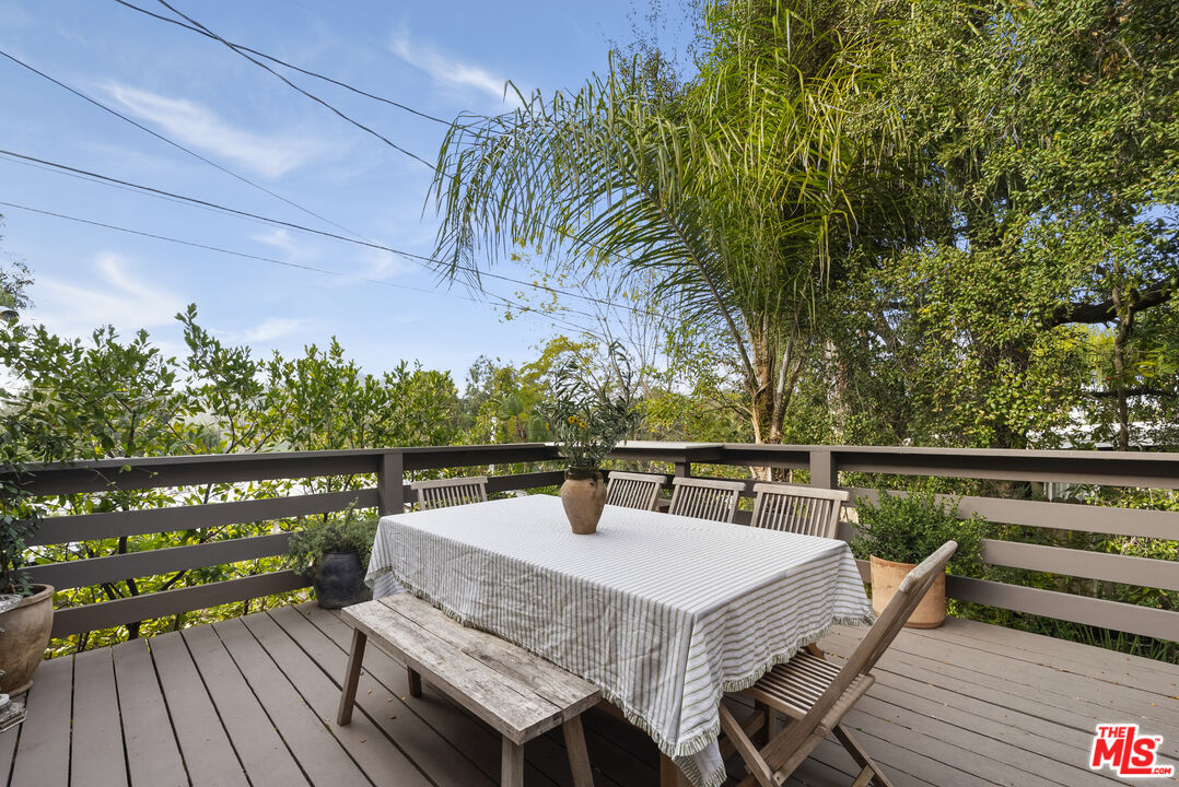 7445 Palo Vista Dr, Hollywood Hills