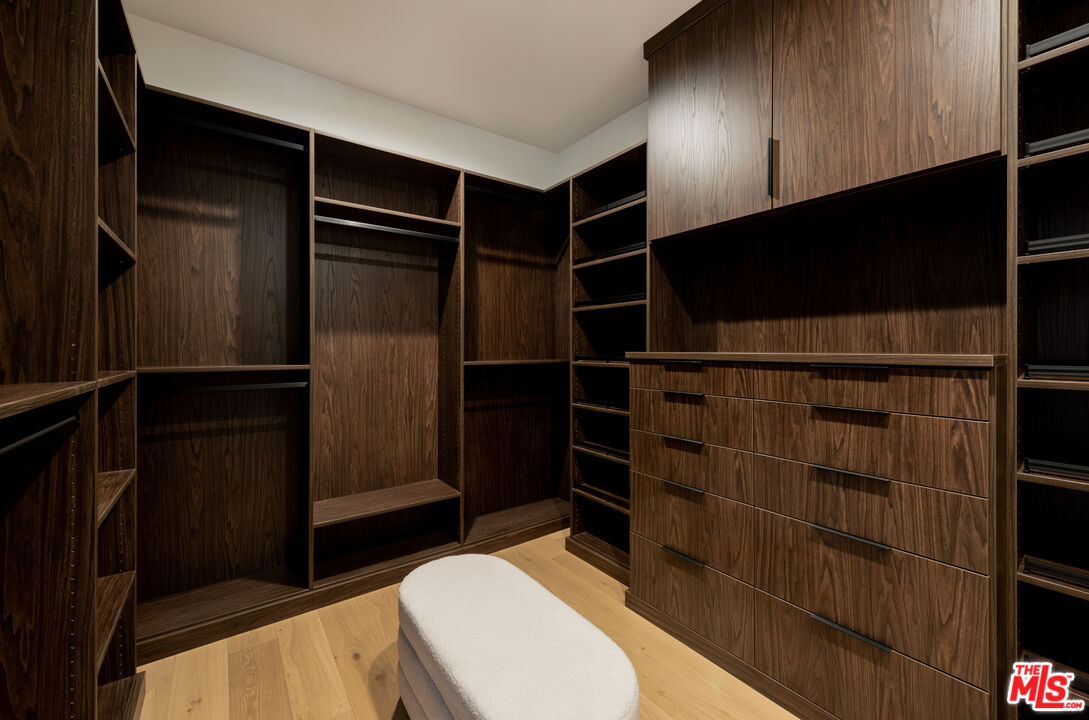 4153 Vantage Ave, Studio City