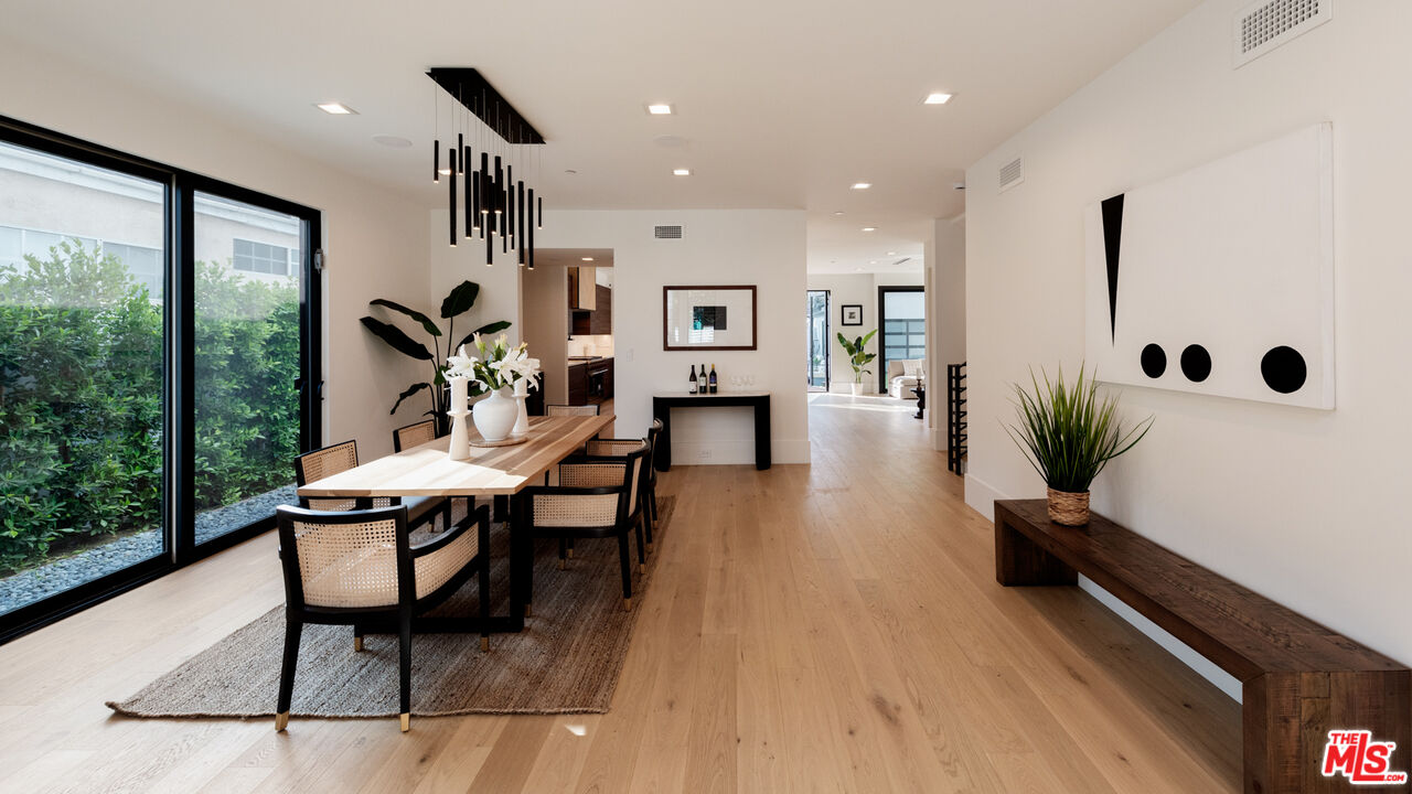 4153 Vantage Ave, Studio City