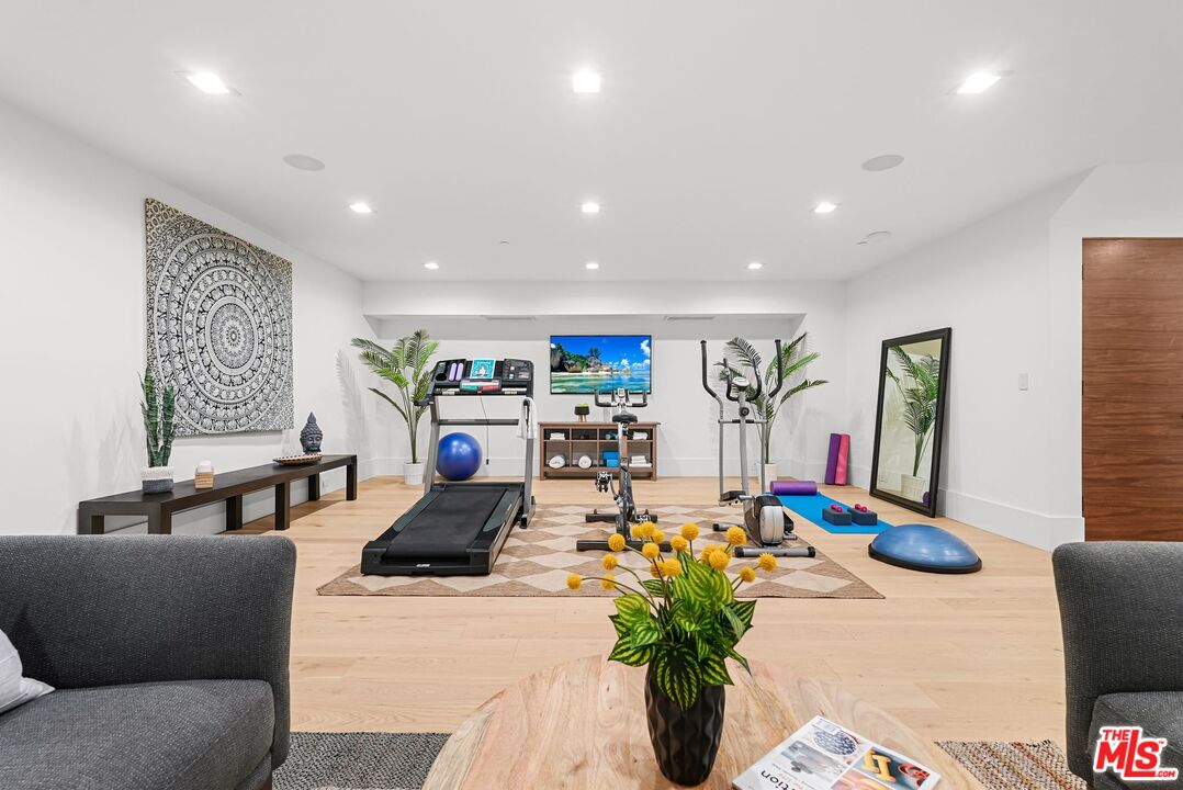 4153 Vantage Ave, Studio City