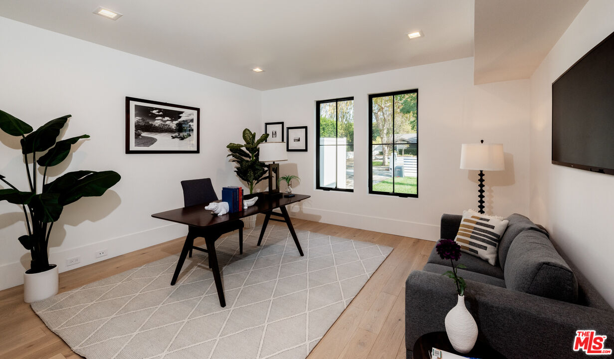 4153 Vantage Ave, Studio City