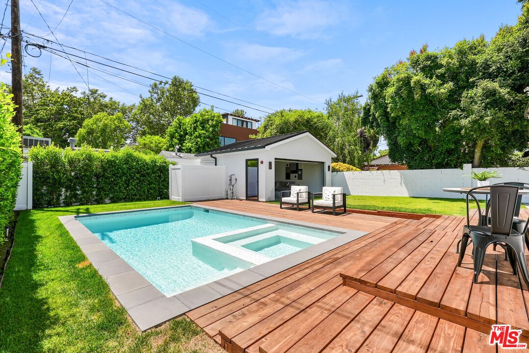 4153 Vantage Ave, Studio City