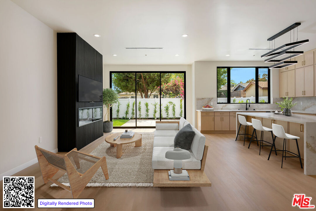 17510 Miranda St, Encino