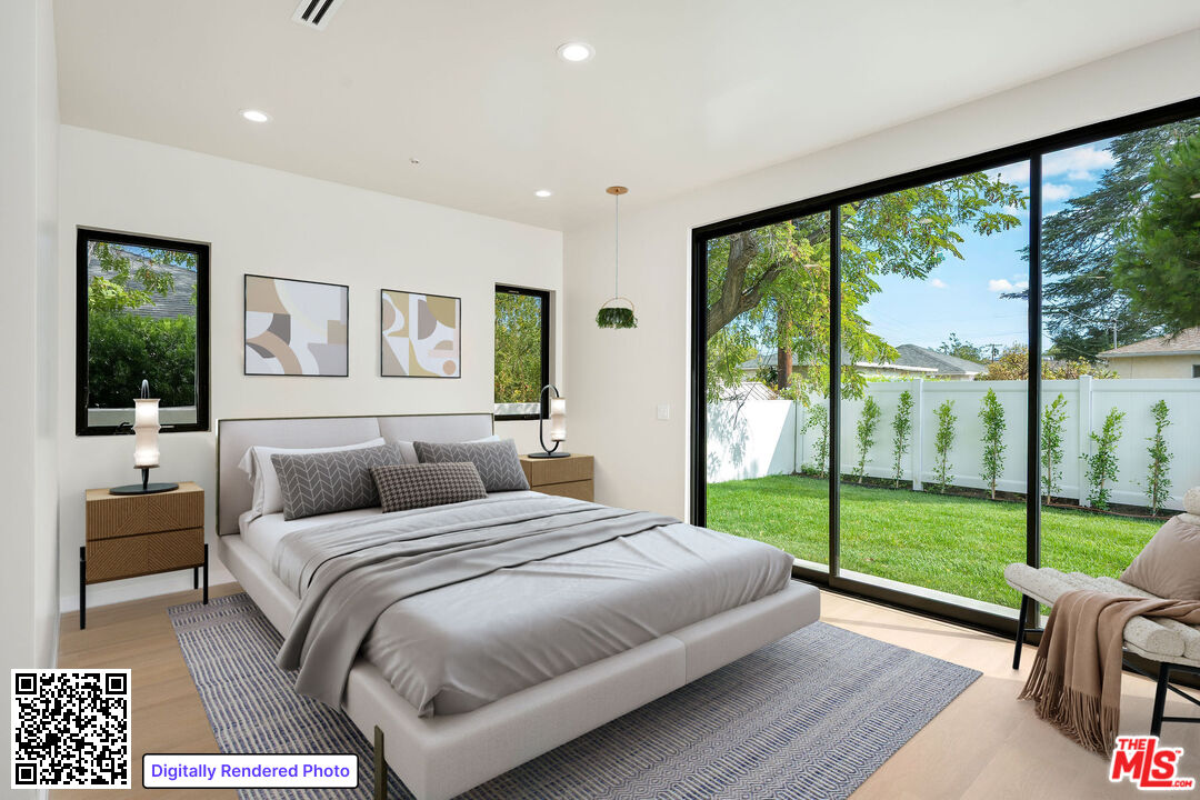 17510 Miranda St, Encino