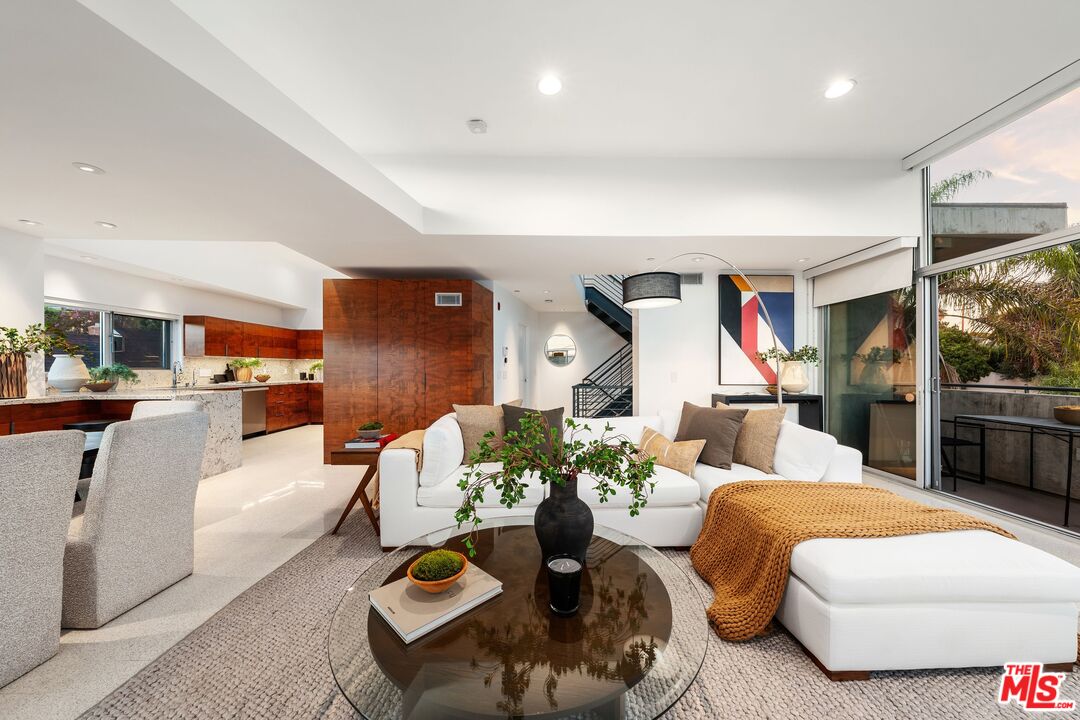 235 Ocean Park Blvd Unit: 1, Santa Monica 