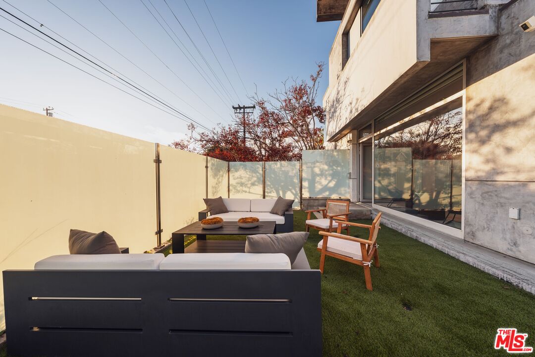 235 Ocean Park Blvd Unit: 1, Santa Monica 