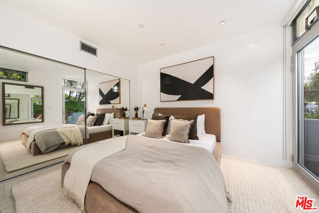 235 Ocean Park Blvd Unit: 1, Santa Monica 