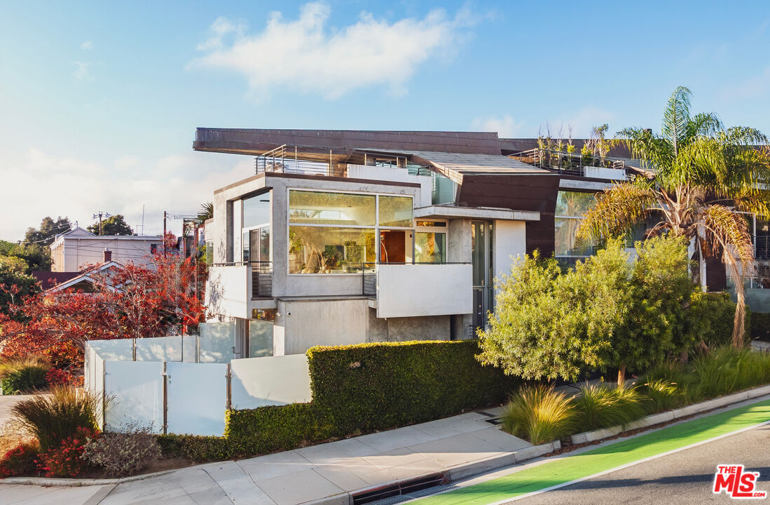 235 Ocean Park Blvd Unit: 1, Santa Monica 