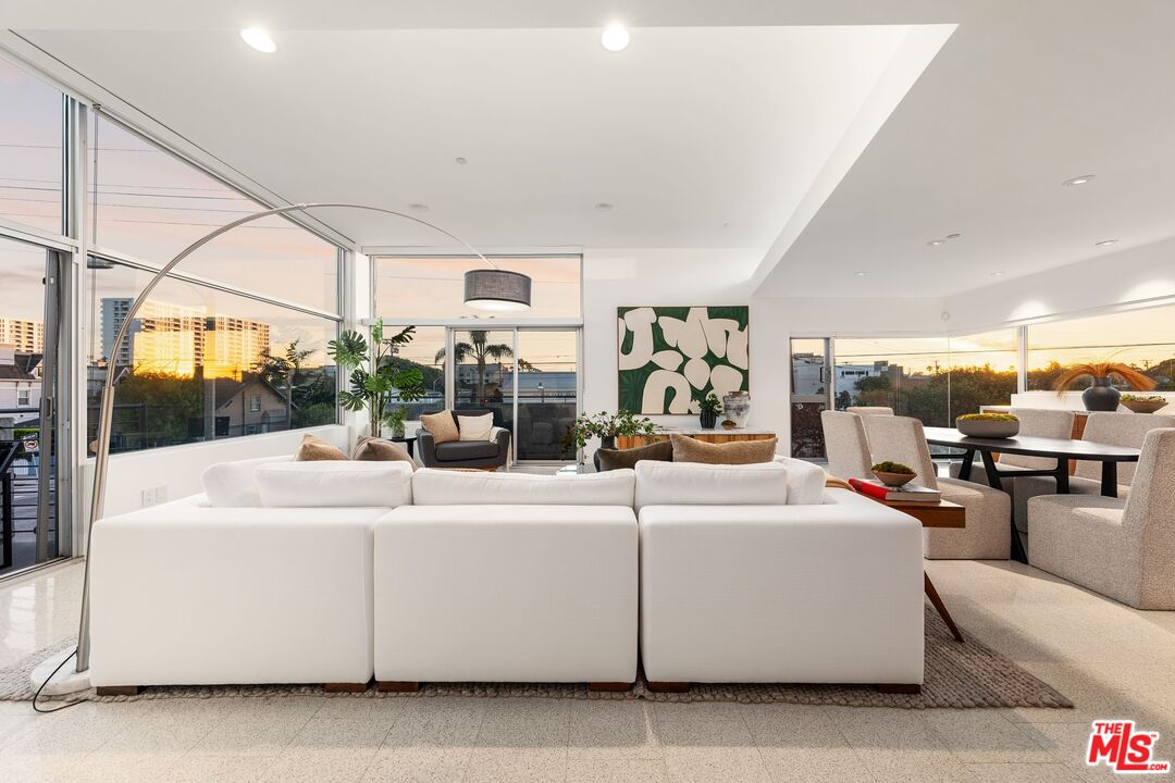 235 Ocean Park Blvd Unit: 1, Santa Monica 
