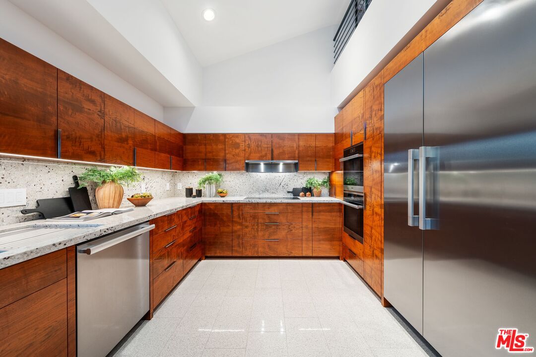 235 Ocean Park Blvd Unit: 1, Santa Monica 