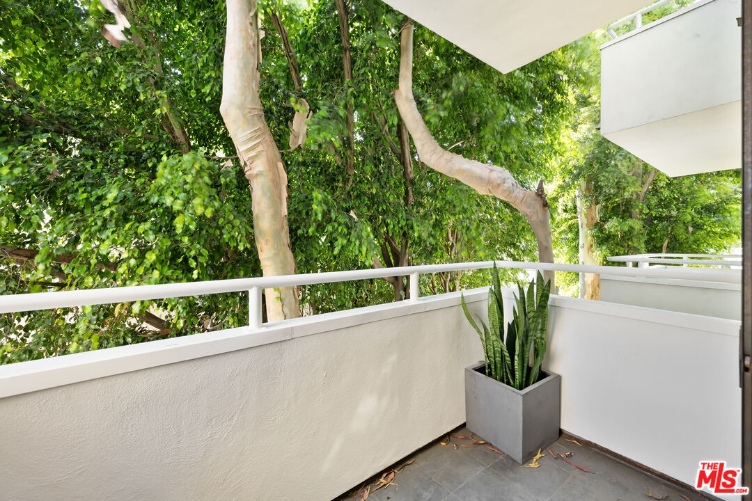 1401 Camden Ave Unit: Unit 5, Westwood 