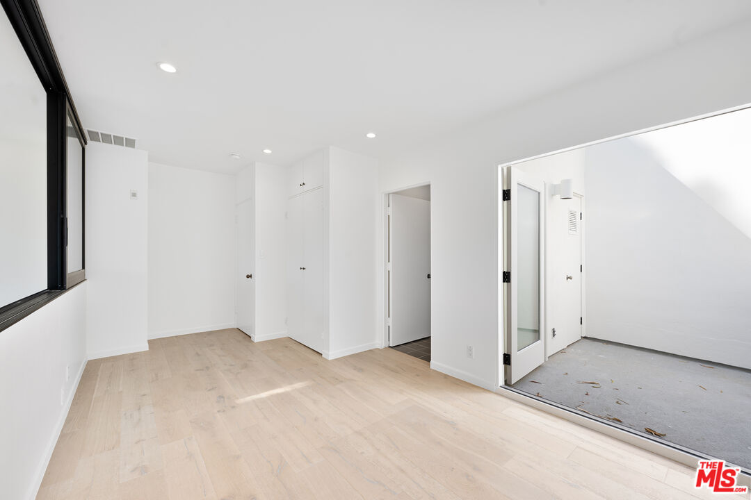 1401 Camden Ave Unit: Unit 5, Westwood 