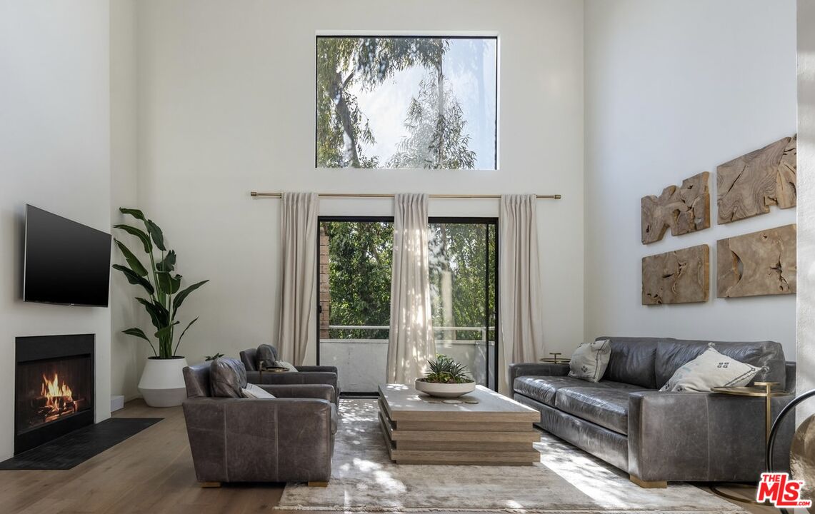 1401 Camden Ave Unit: Unit 5, Westwood 