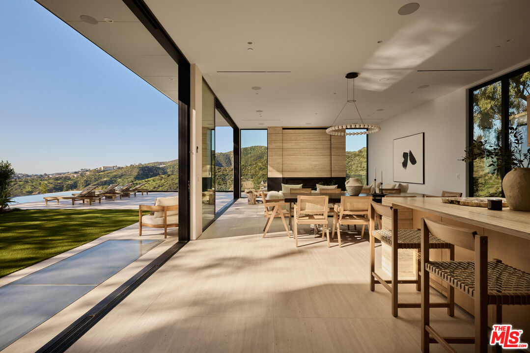 1149 Linda Flora Dr, Bel Air