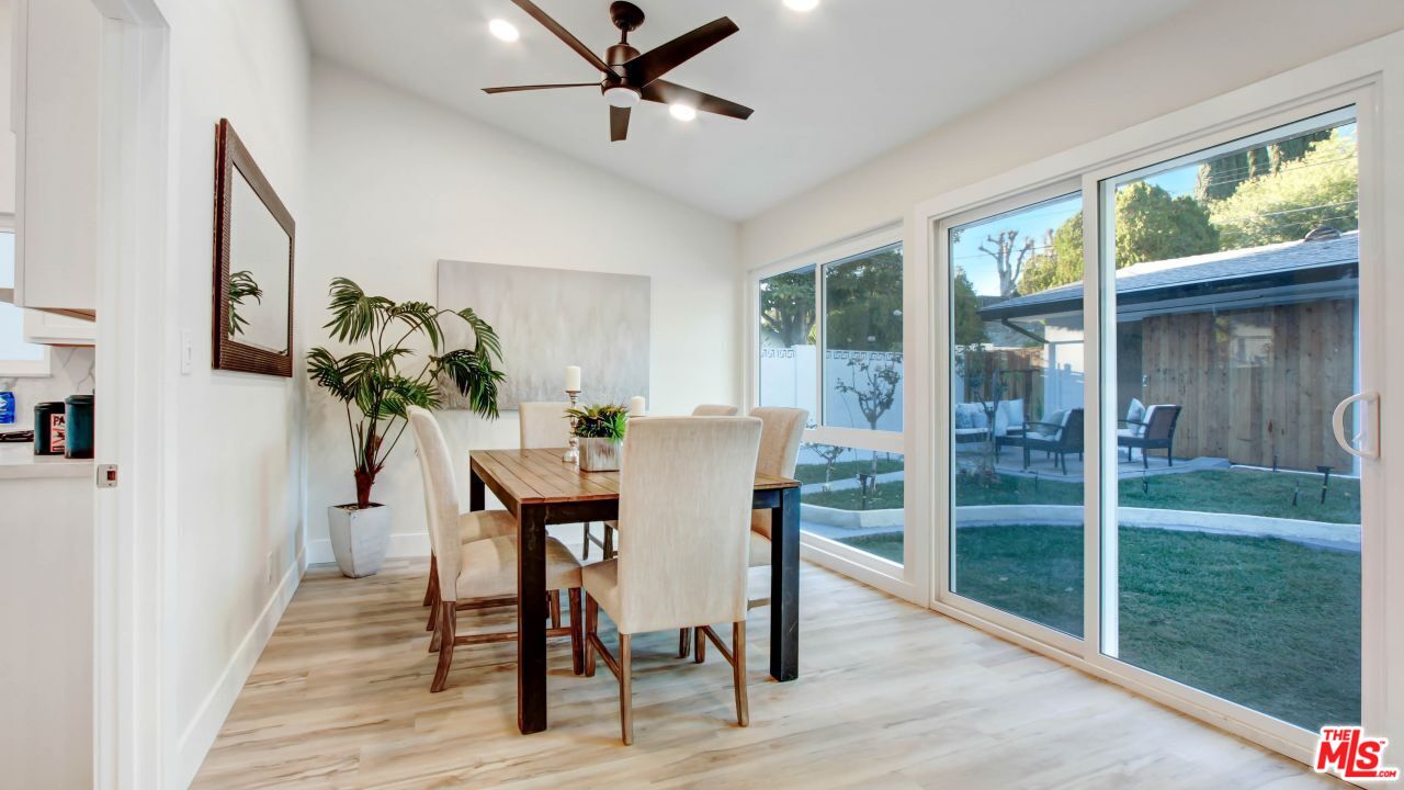 24201 Burbank Blvd, Woodland Hills