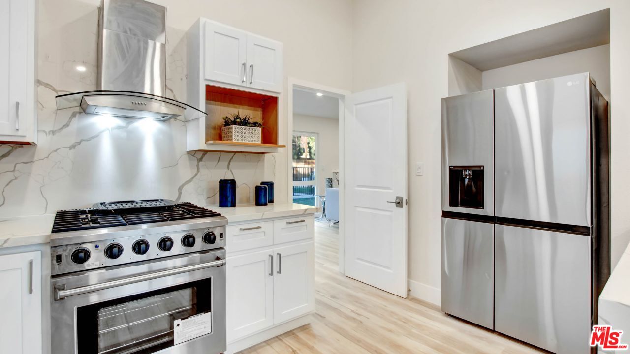 24201 Burbank Blvd, Woodland Hills