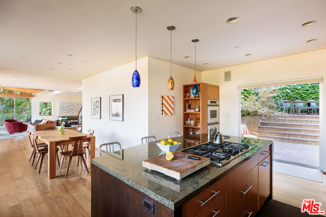 1625 N Crescent Heights Blvd, Hollywood Hills