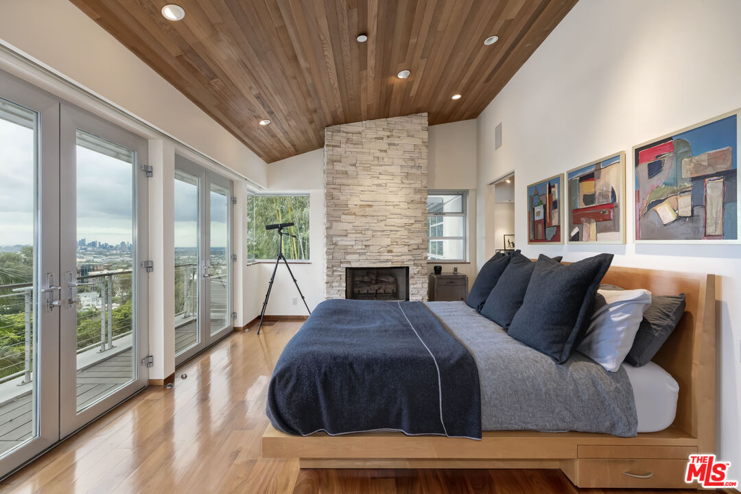 1625 N Crescent Heights Blvd, Hollywood Hills