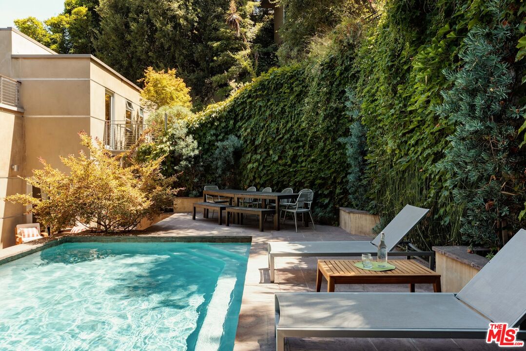 1625 N Crescent Heights Blvd, Hollywood Hills