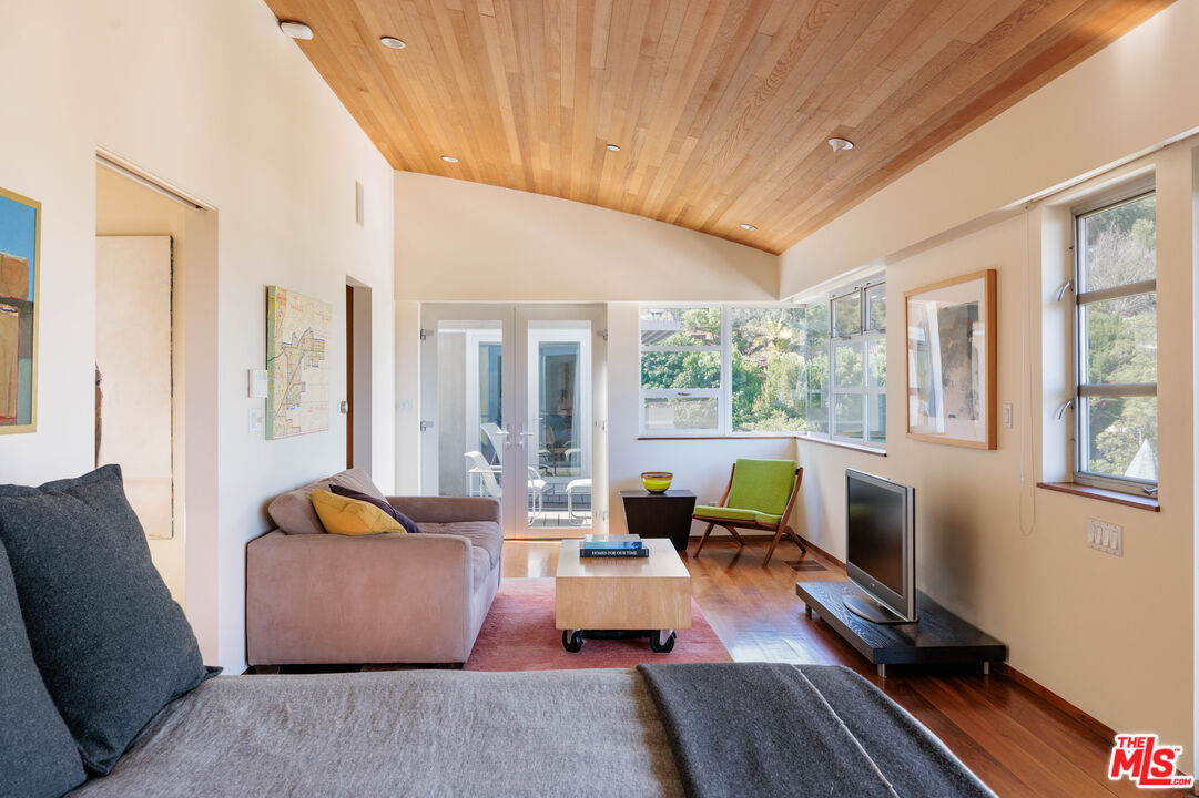 1625 N Crescent Heights Blvd, Hollywood Hills