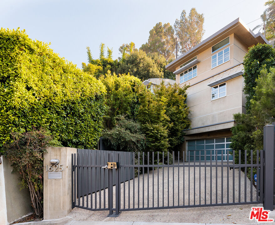 1625 N Crescent Heights Blvd, Hollywood Hills