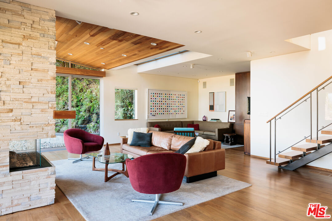 1625 N Crescent Heights Blvd, Hollywood Hills