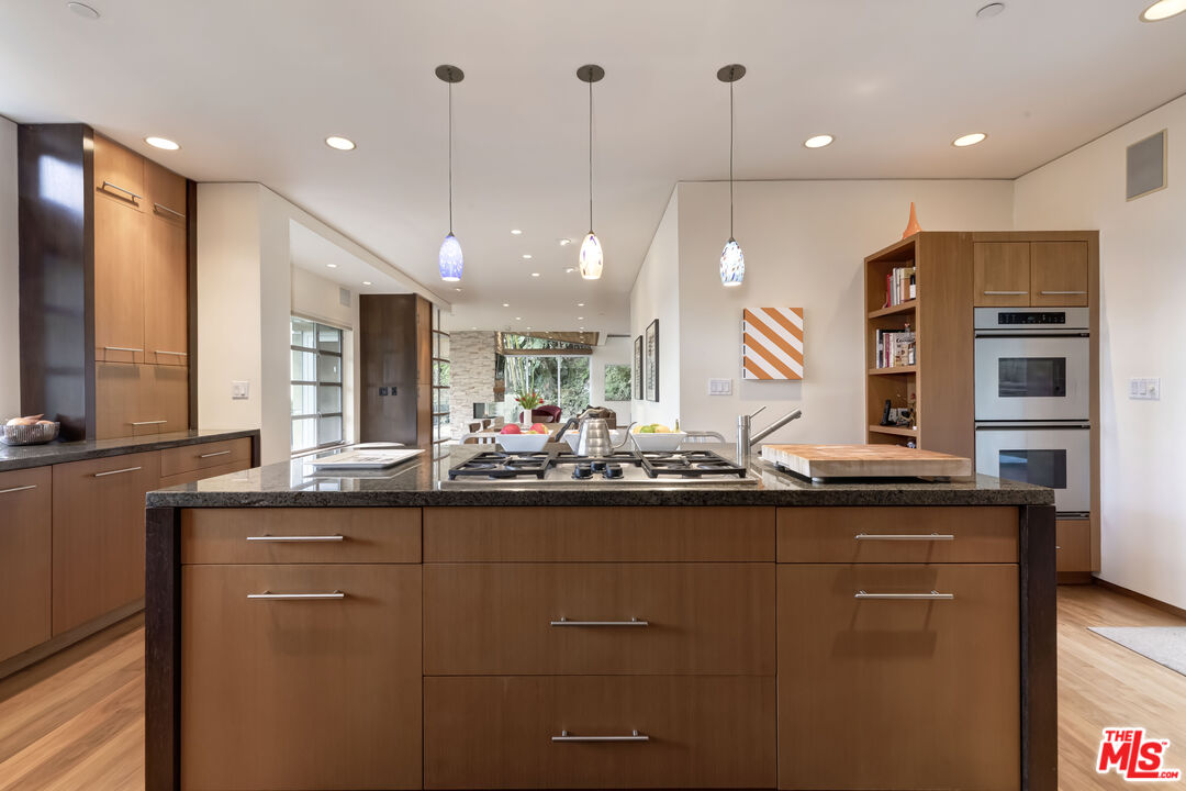 1625 N Crescent Heights Blvd, Hollywood Hills