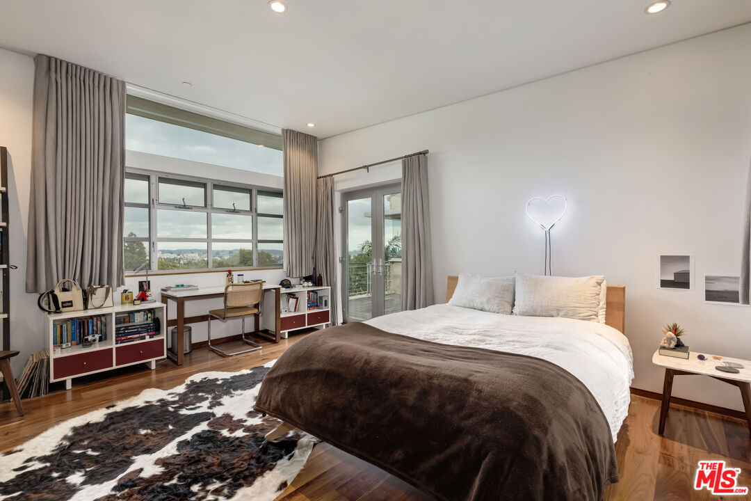 1625 N Crescent Heights Blvd, Hollywood Hills