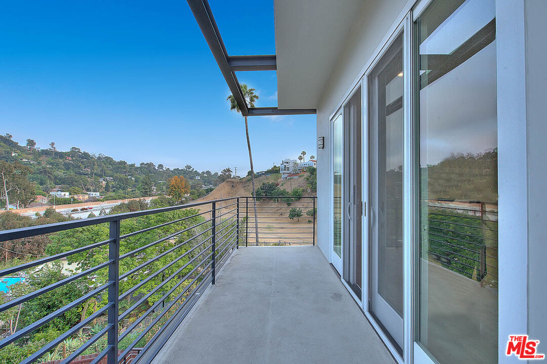 2608 Corralitas Dr
