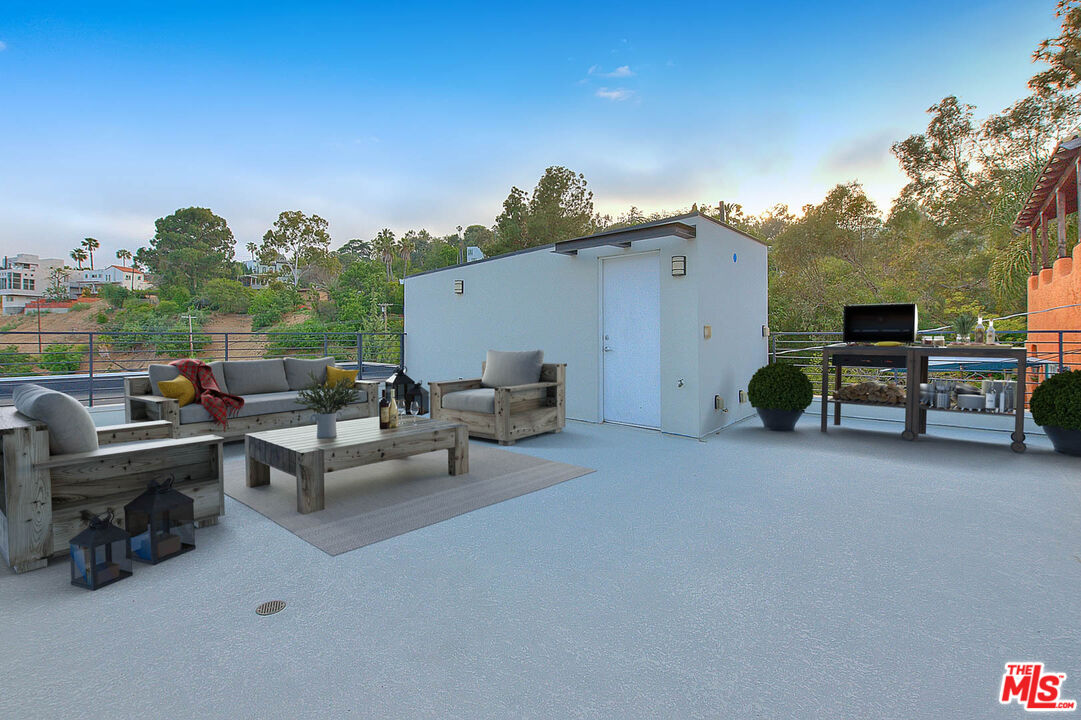 2608 Corralitas Dr
