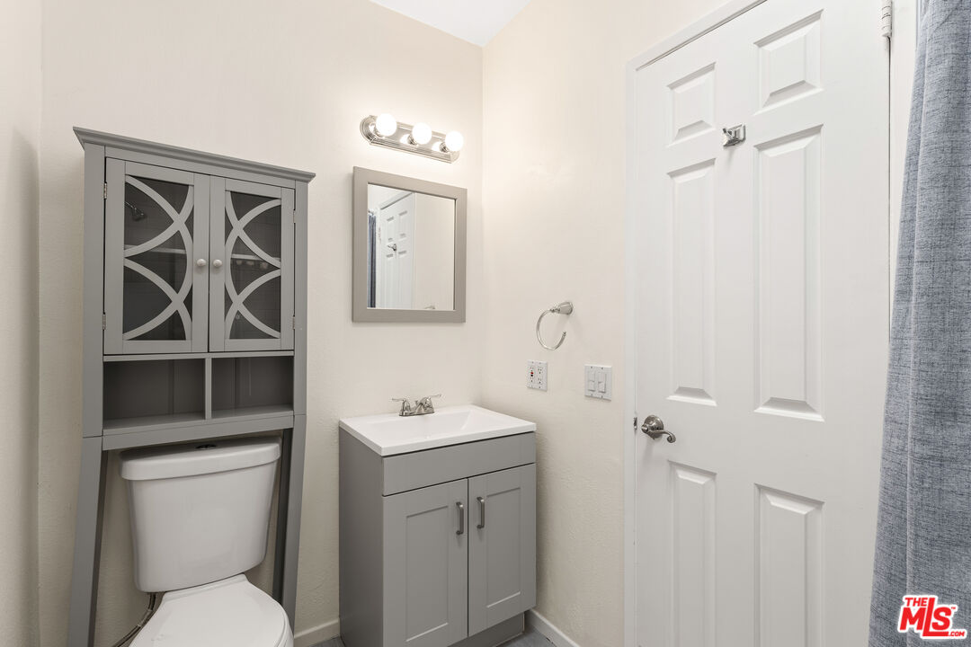 938 18th St Unit: 5, Santa Monica