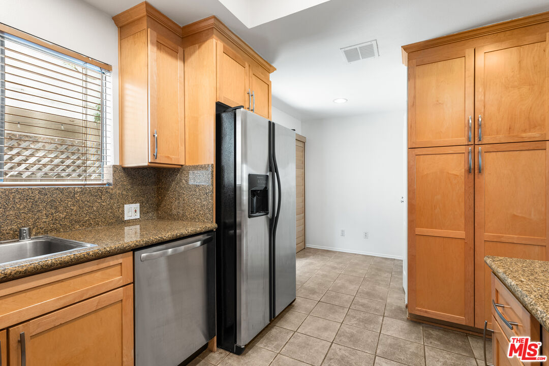 938 18th St Unit: 5, Santa Monica