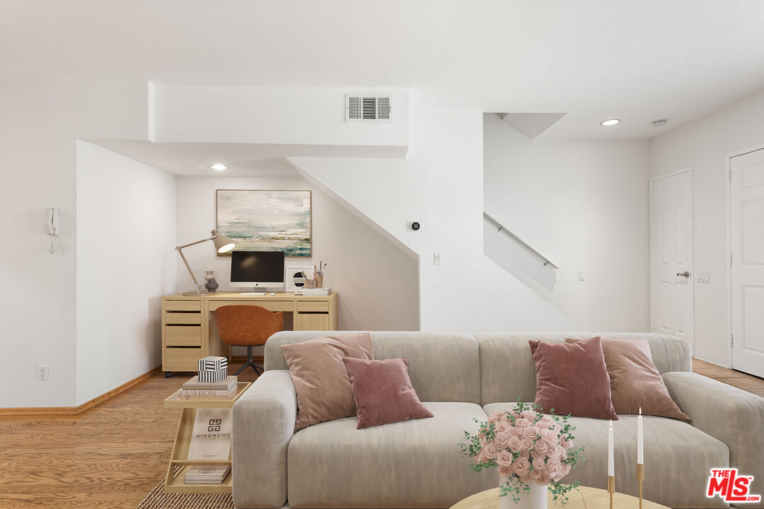 938 18th St Unit: 5, Santa Monica