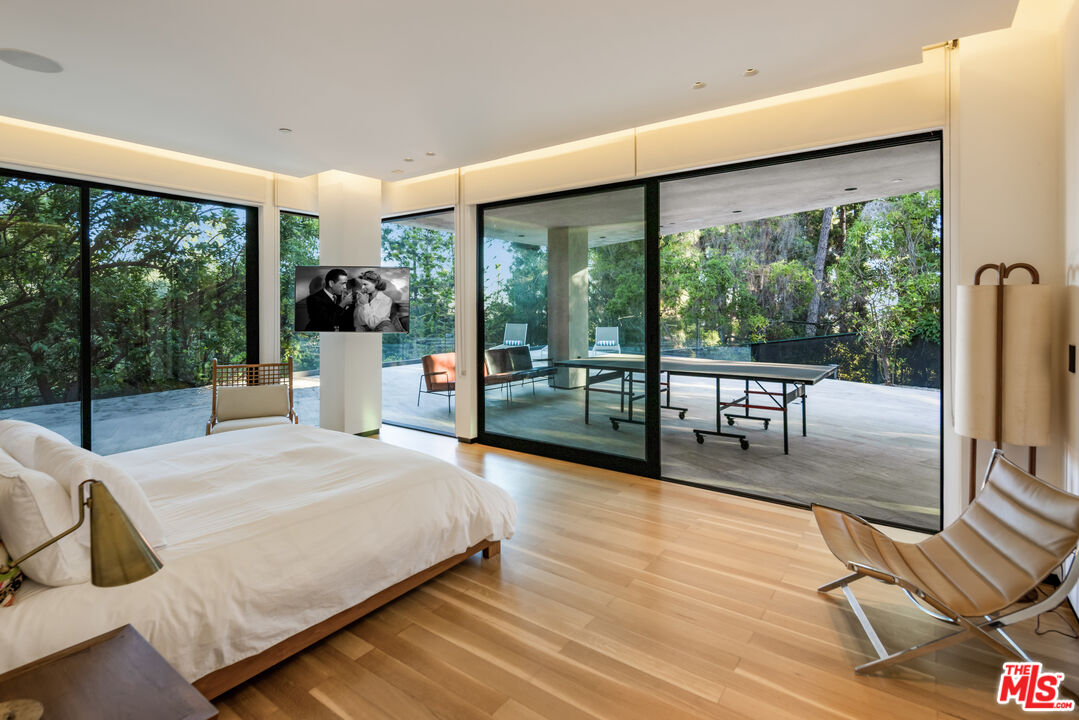 1120 El Retiro Way, Beverly Hills