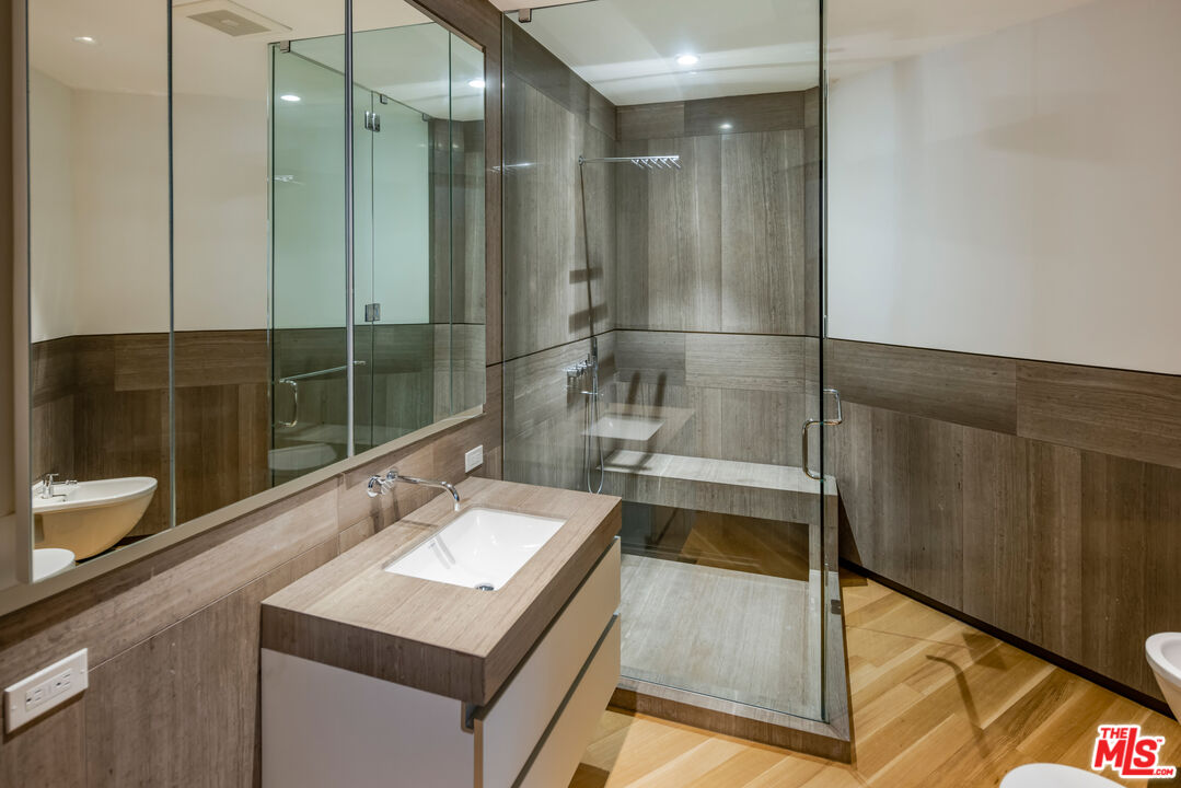 1120 El Retiro Way, Beverly Hills