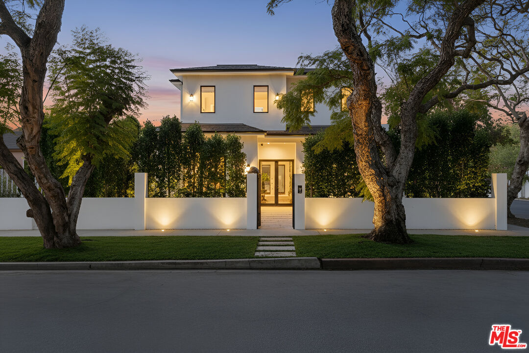 367 N La Jolla Ave, Beverly Grove