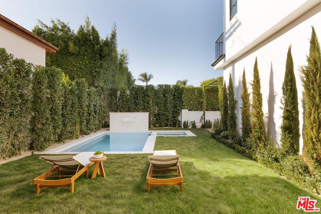 367 N La Jolla Ave, Beverly Grove