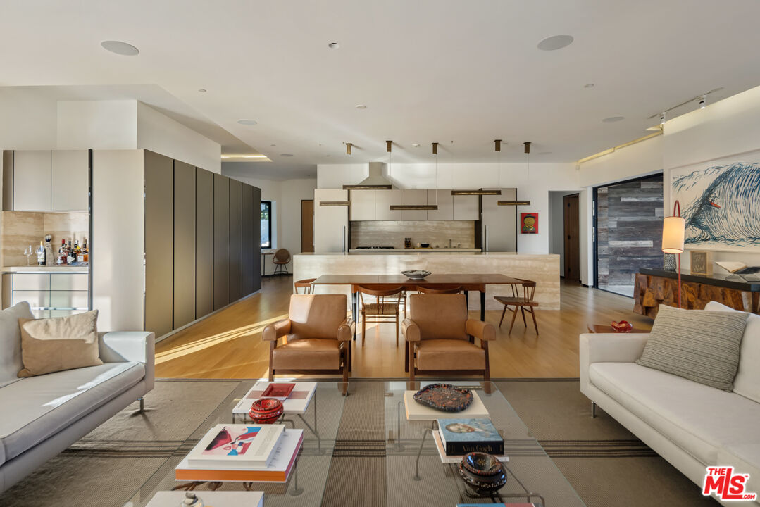 1120 El Retiro Way, Beverly Hills