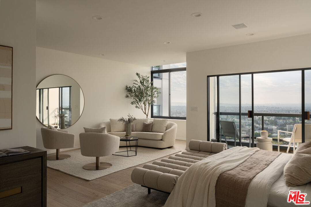 10724 WILSHIRE Unit: 1501, Westwood