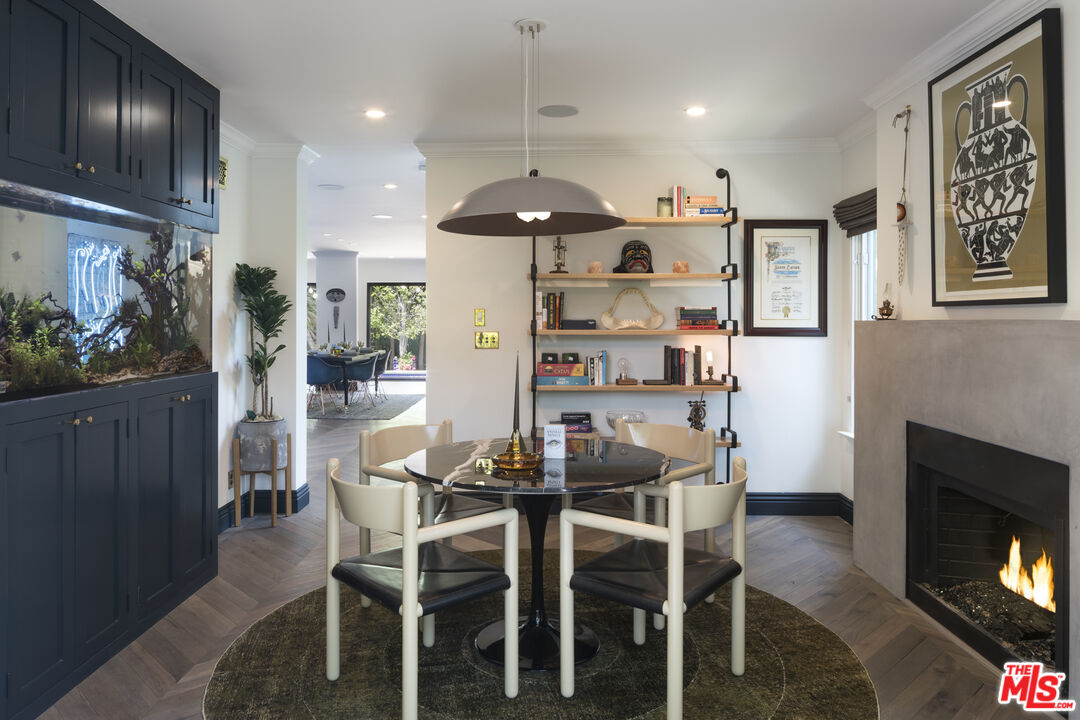 1041 N Orlando Ave, West Hollywood